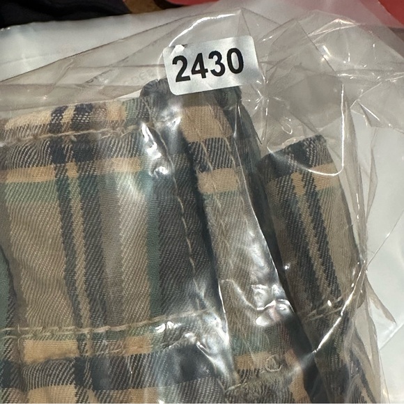 Abercrombie & Fitch Shorts Mens 32 Plaid Multicolor Cotton Casual Chino - Picture 9 of 9